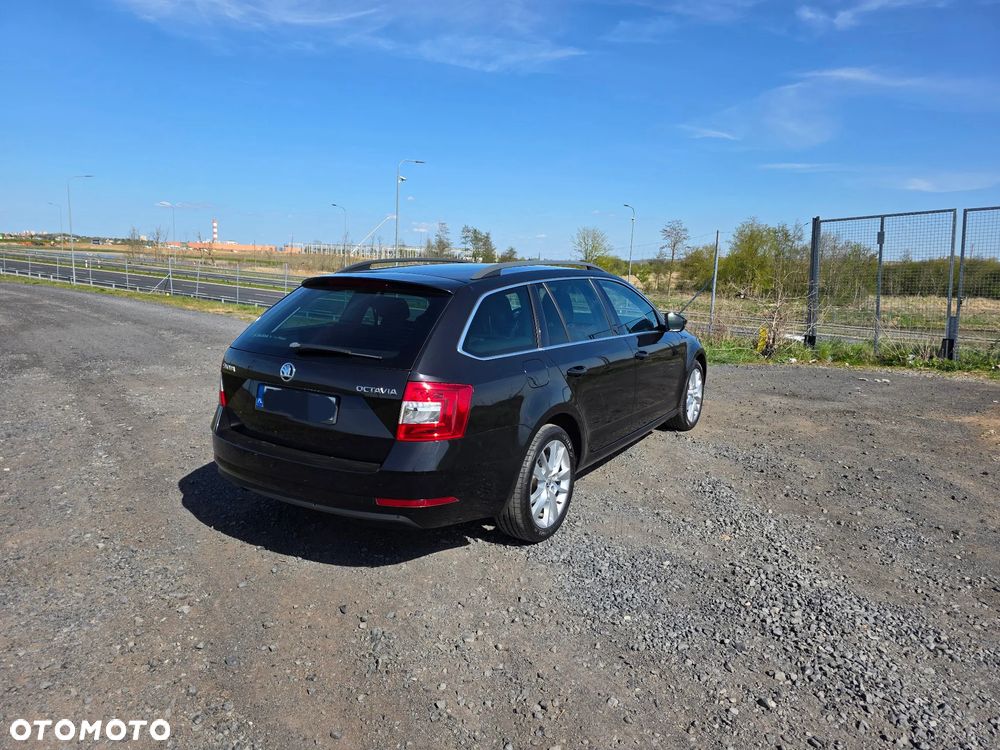 Skoda Octavia 1.4 TSI Style DSG - 2