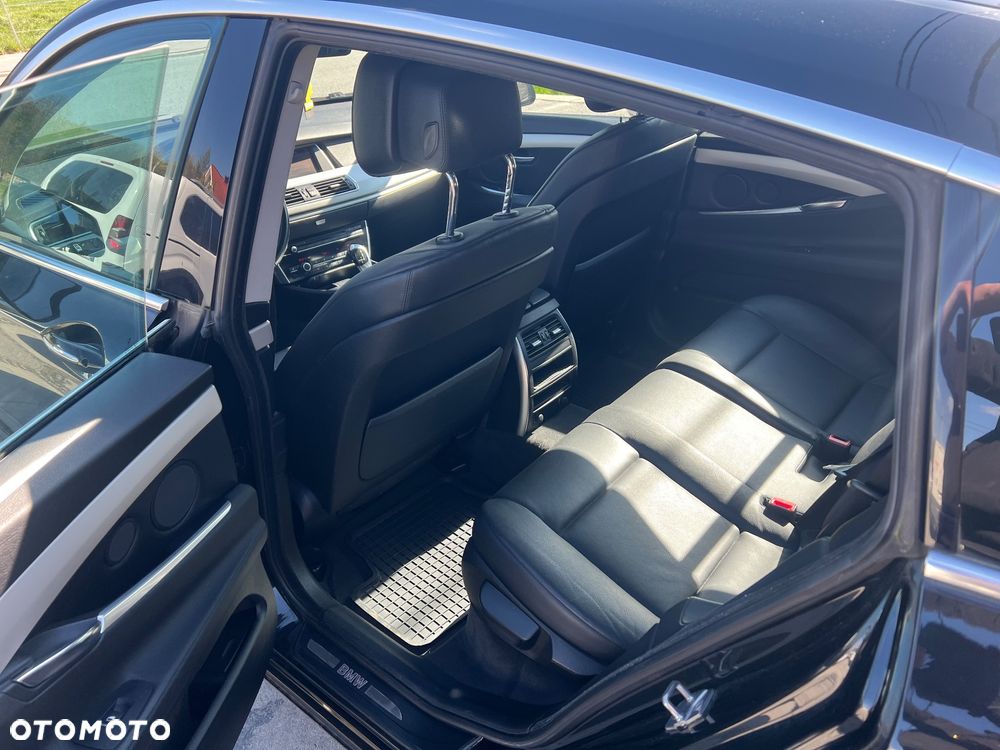 BMW 5GT 530d - 23