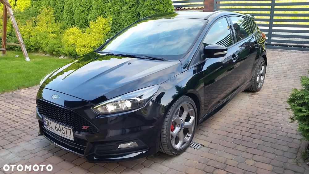 Ford Focus ST - 2