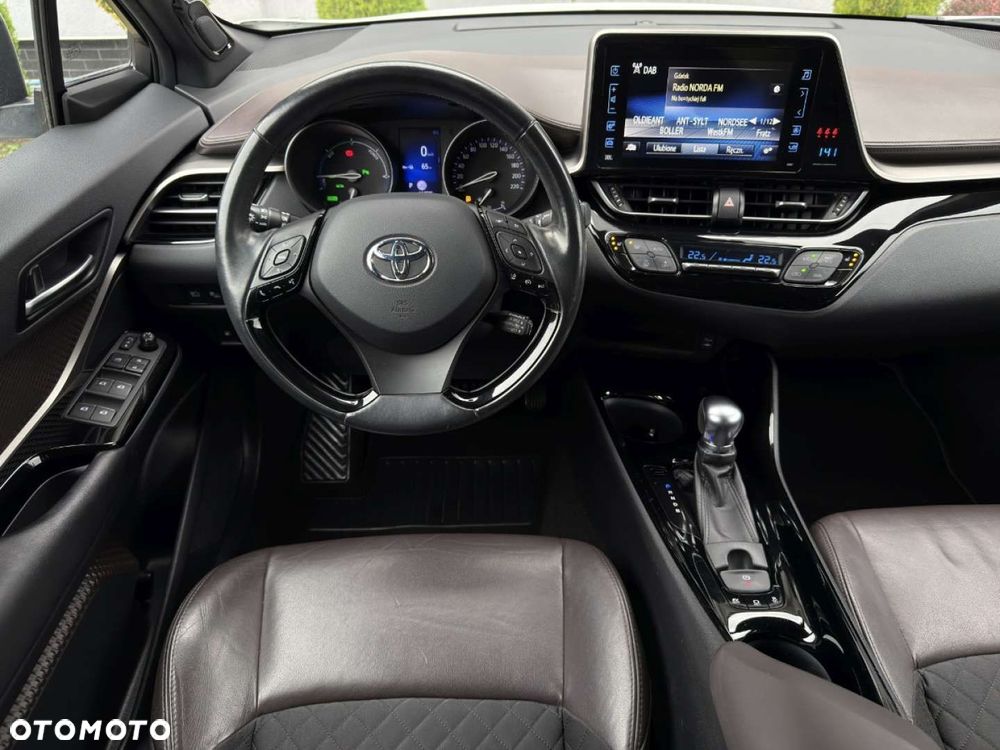 Toyota C-HR Hybrid Lounge - 20