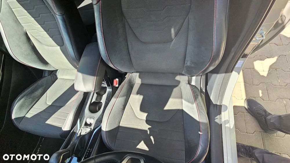Toyota Corolla ver-2-0-hybrid-selection - 14