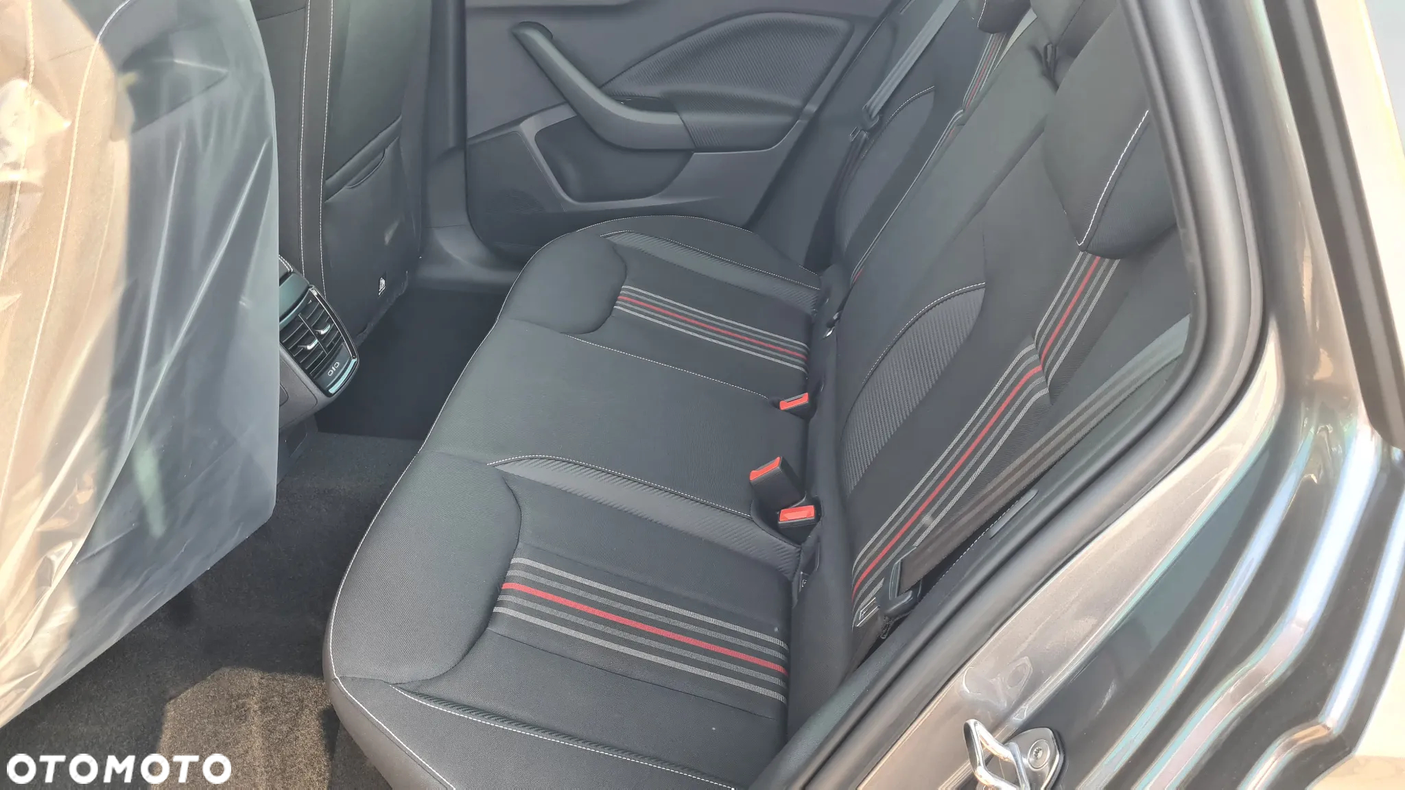 Skoda Kamiq 1.0 TSI Monte Carlo DSG - 12