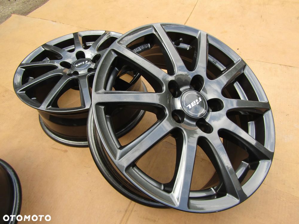 4x Felgi Aluminiowe 16 Kia Ceed I II III Niro Venga / Hyundai i30 II III ix35 ix20 Tucson Elantra Mitsubishi Lancer Outlander ASX Peugeot 4007 4008 Citroen C4 Aircross Mazda 3 5 6 CX-3 CX-5 CX-30 / 6,5 j 5x114,3 piasta 67,1 mm RIAL GERMANY - 19