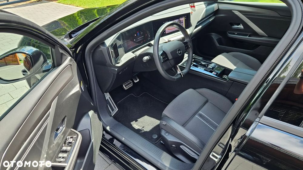 Opel Astra 1.6 T Plug-in Hybrid GS - 16