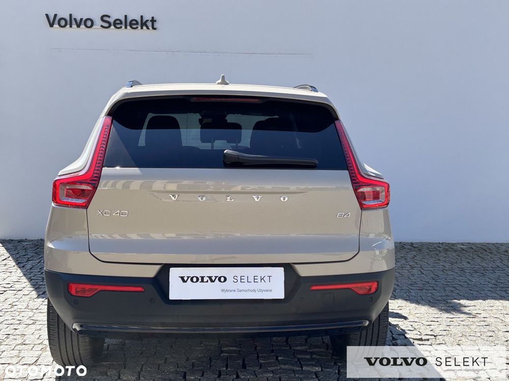 Volvo XC 40 - 6