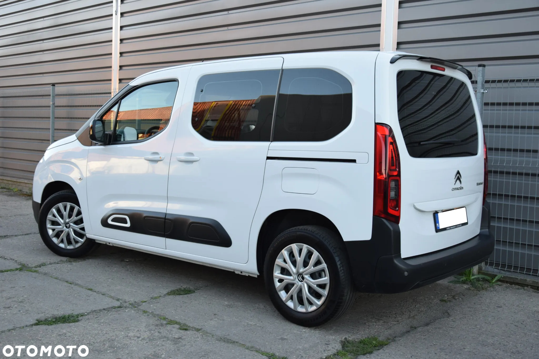 Citroën Berlingo M 1.2 PureTech Live Pack S&S N1 - 4