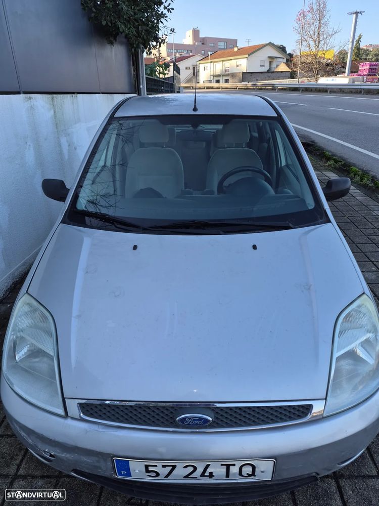Ford Fiesta 1.4 Ambiente - 4
