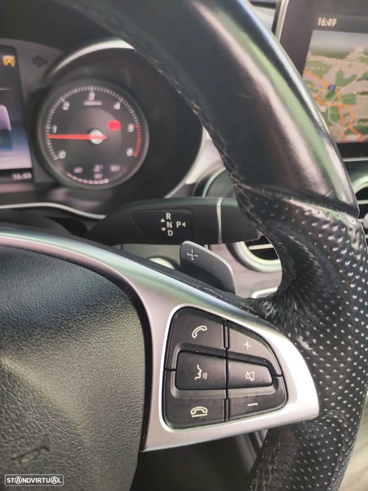 Mercedes-Benz C 250 d Coupe 4Matic 9G-TRONIC AMG Line - 13