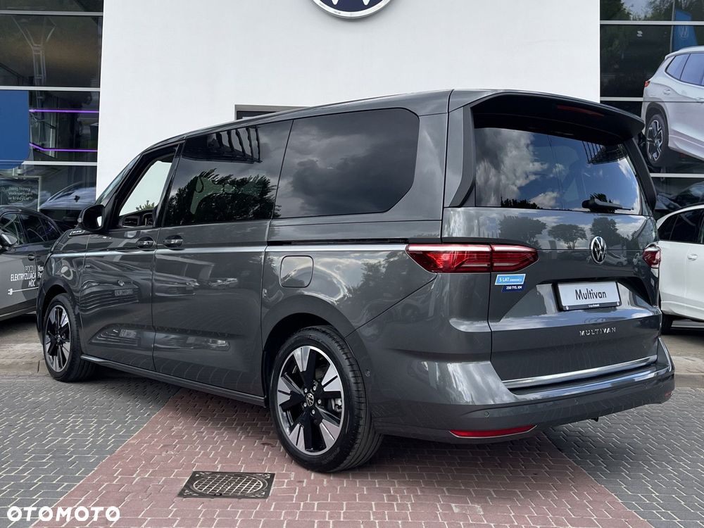 Volkswagen Multivan - 8