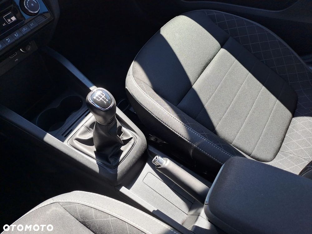 Skoda Fabia 1.0 TSI Ambition - 17