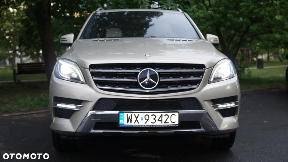 Mercedes-Benz ML 350 BlueTec 4-Matic - 2