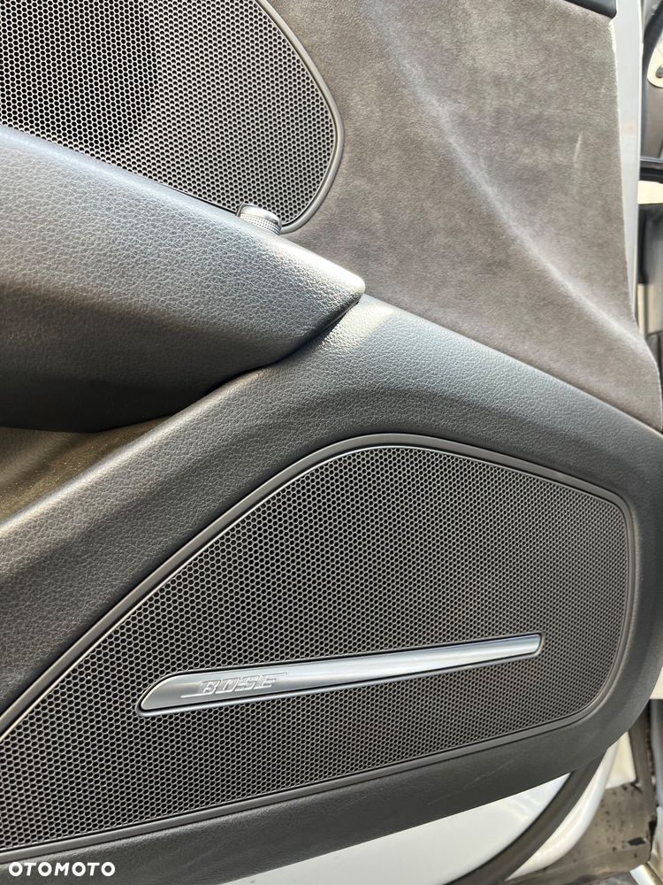 Audi A8 4.2 FSI L Quattro - 15