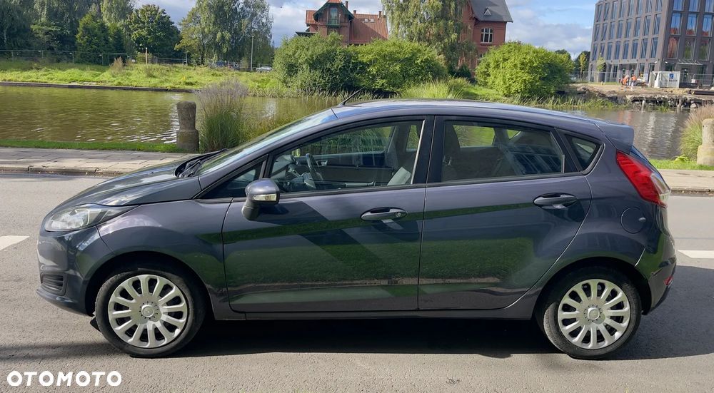 Ford Fiesta - 11