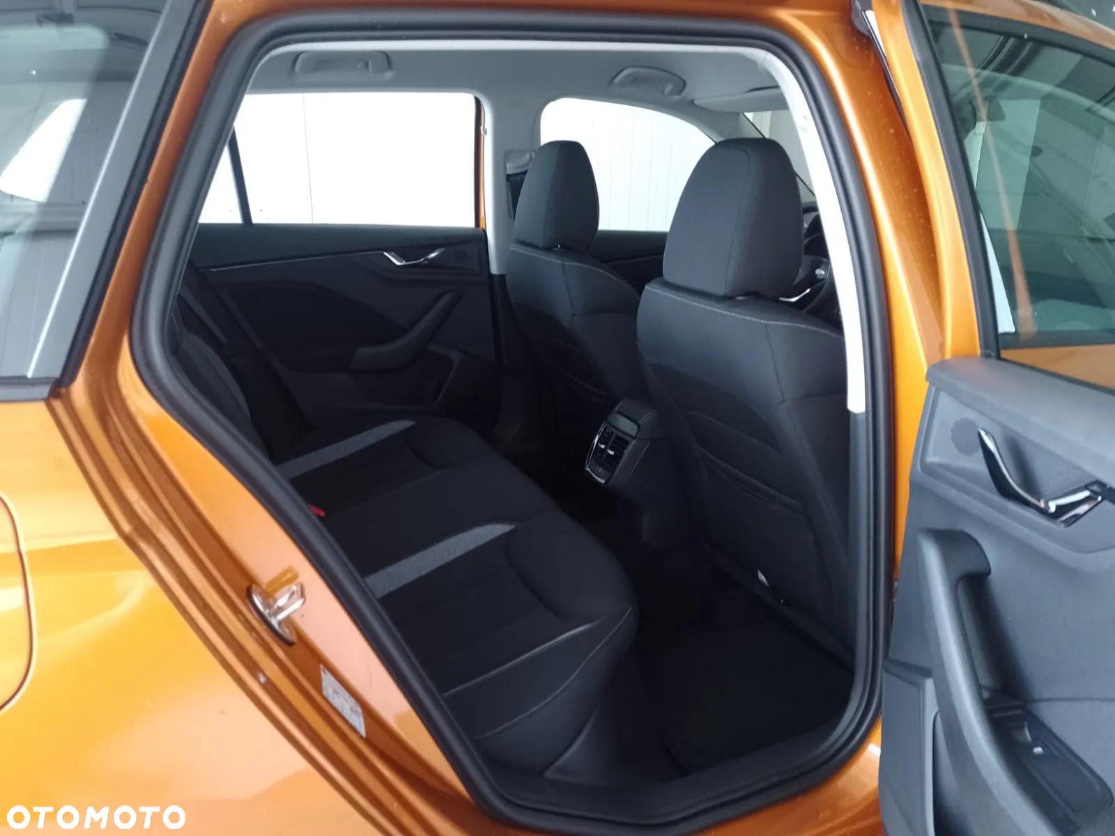 Skoda Kamiq 1.5 TSI Edition 130 - 8