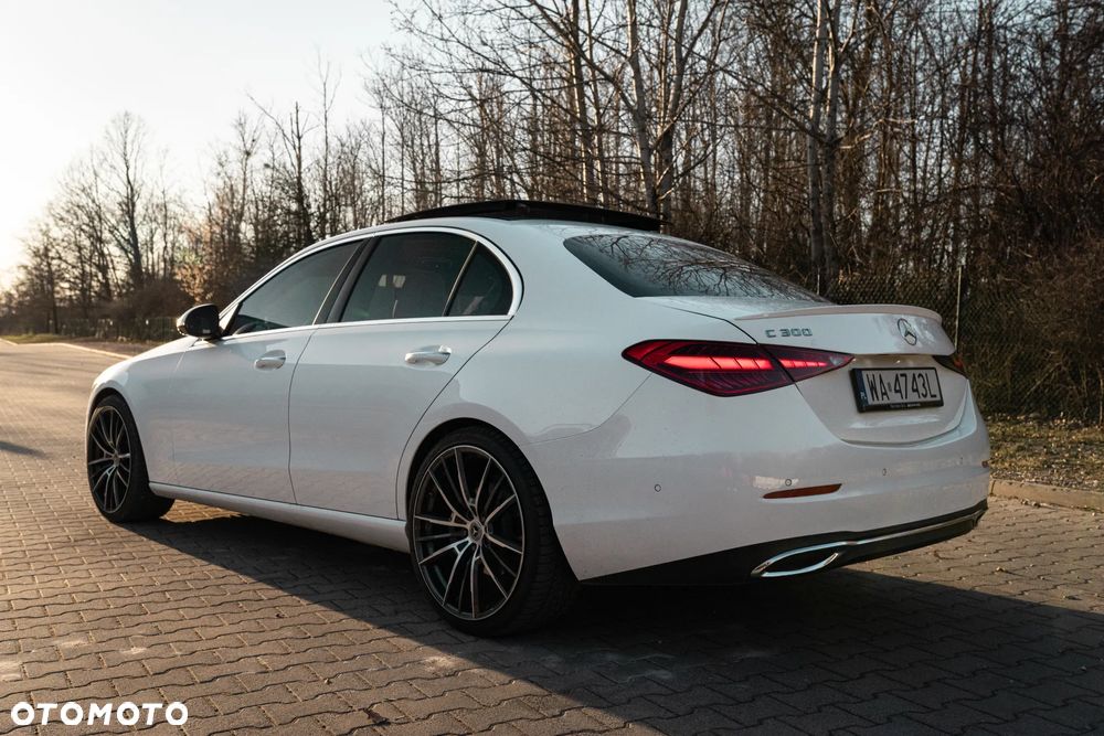 Mercedes-Benz Klasa C 300 9G-TRONIC Avantgarde Advanced - 8