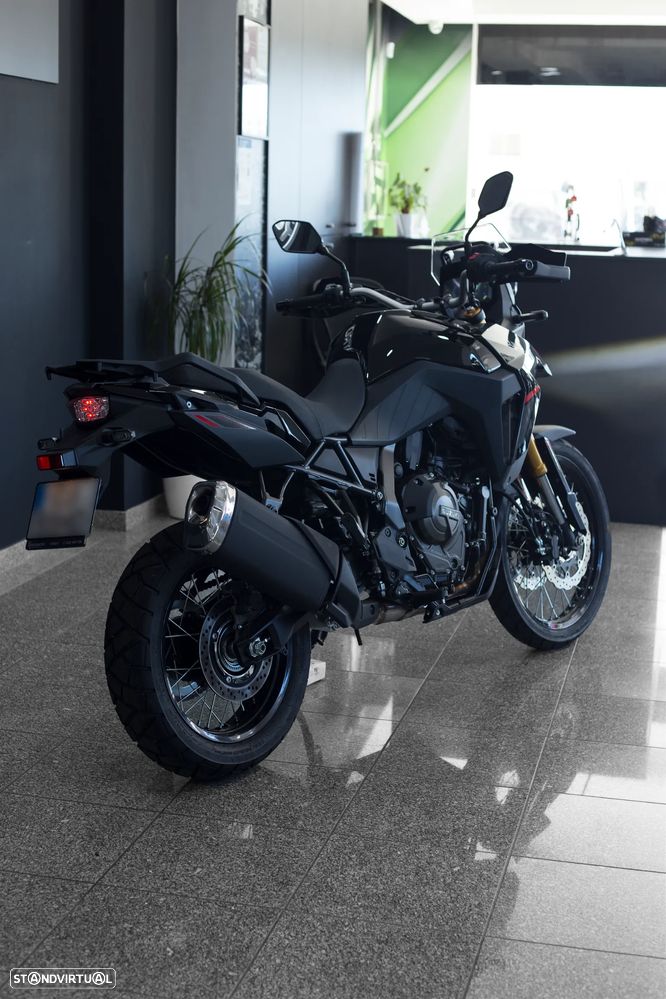 Suzuki DL V-Strom 800DE - 3
