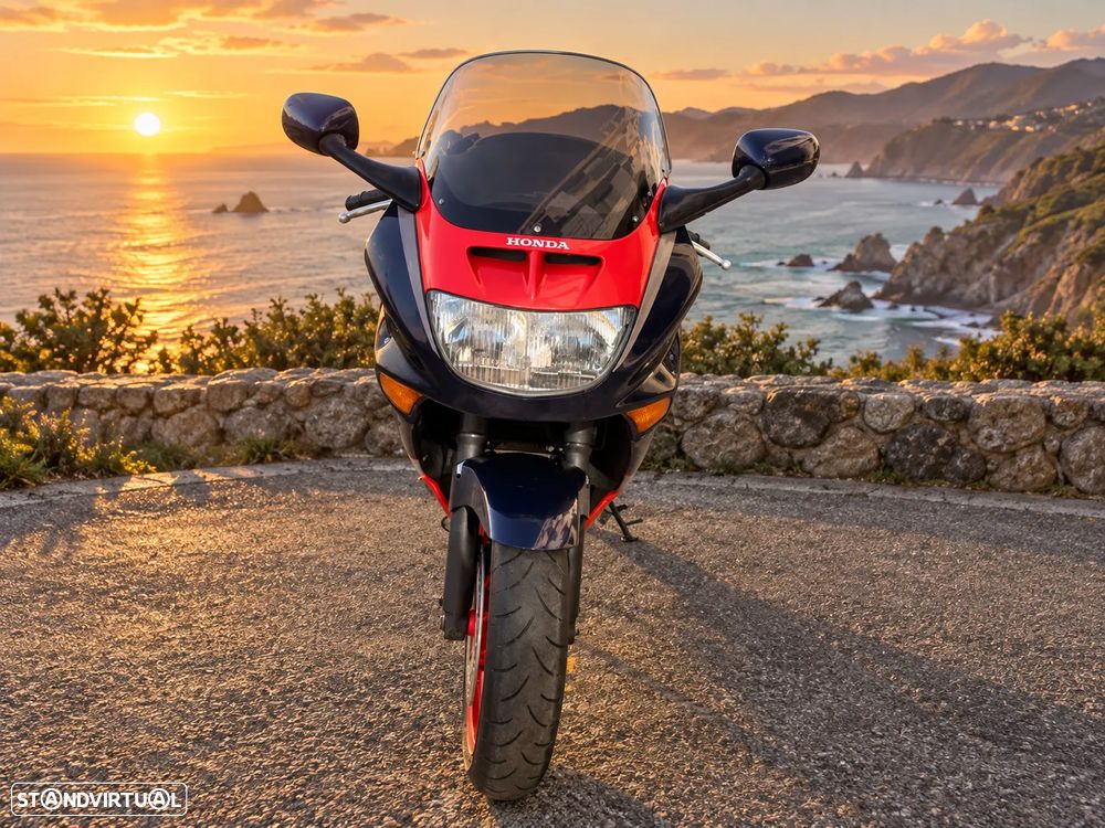 Honda CBR 1000F - 3