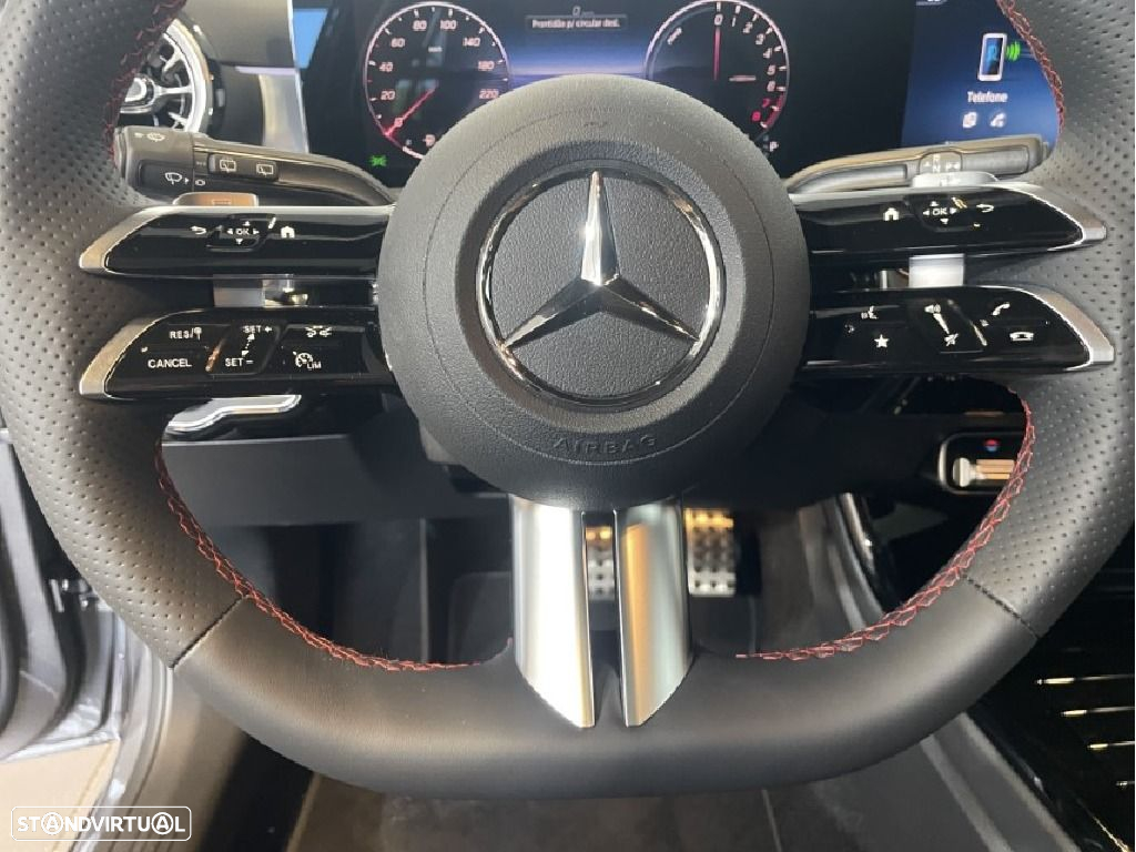 Mercedes-Benz A 250 e - 12