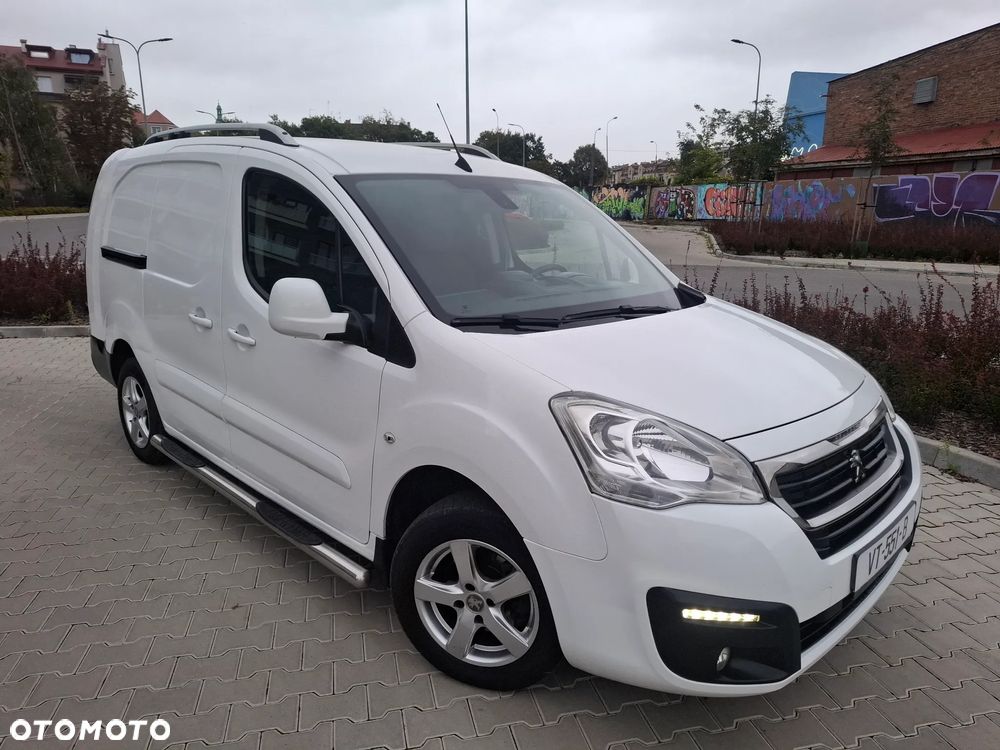 Peugeot Partner LONG 1.6HDI 3OSOBOWY KLIMA NAVI - 4