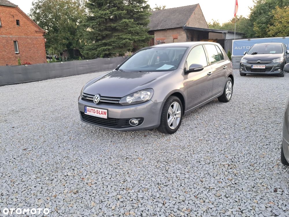 Volkswagen Golf V 1.6 Comfortline - 1