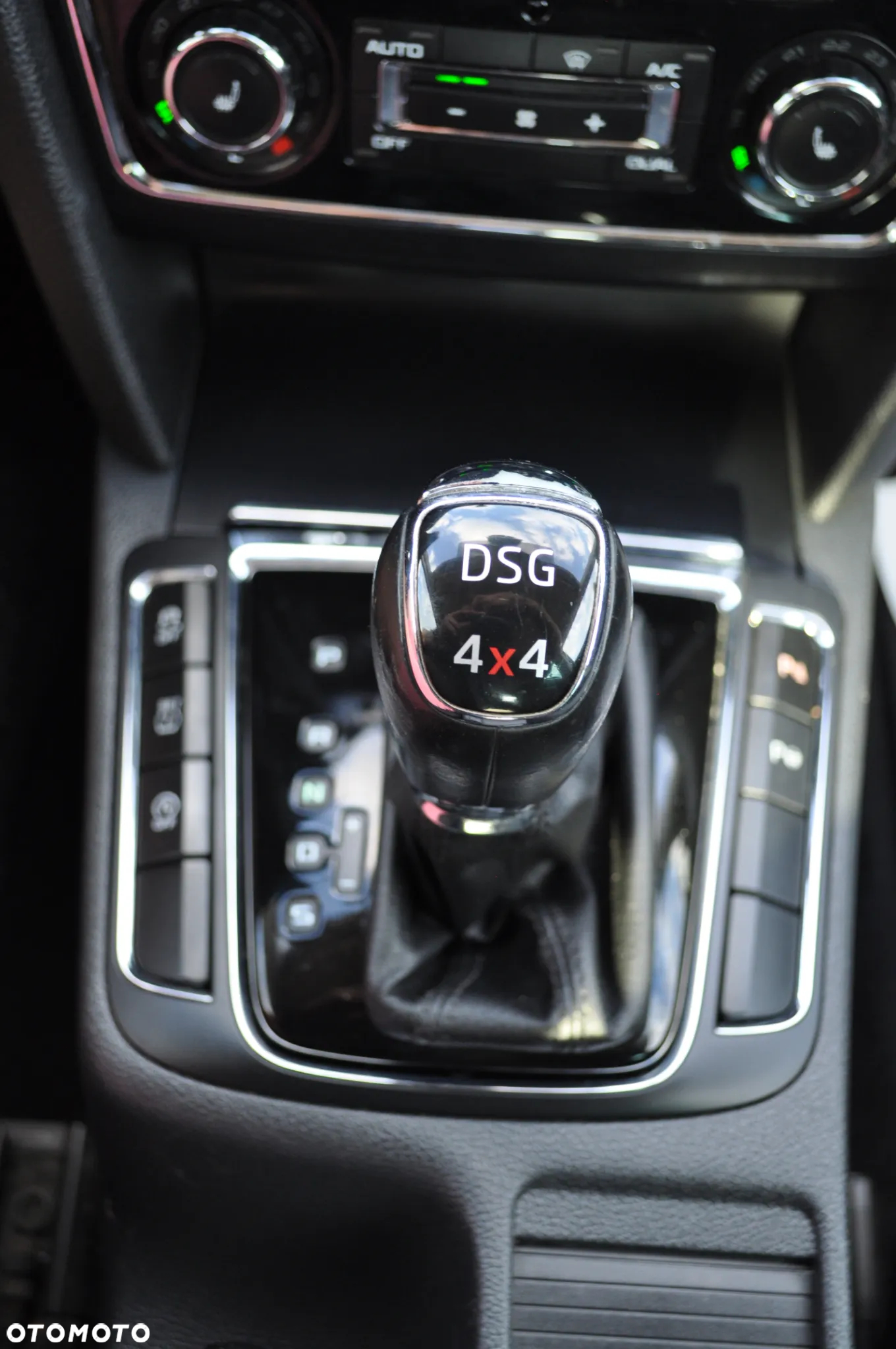 Skoda Superb 2.0 TDI 4x4 Elegance DSG - 28