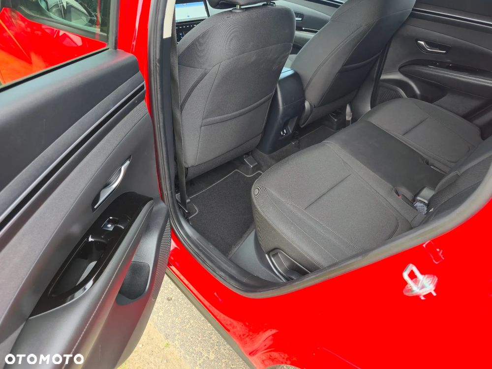 Hyundai Tucson 1.6 T-GDi 48V-Hybrid 2WD Trend - 28