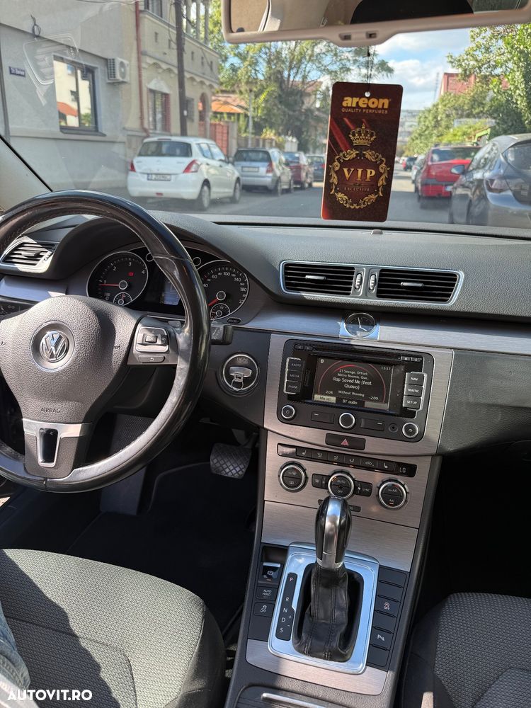 Volkswagen Passat 2.0 TDI BlueMotion Technology DSG Comfortline - 10