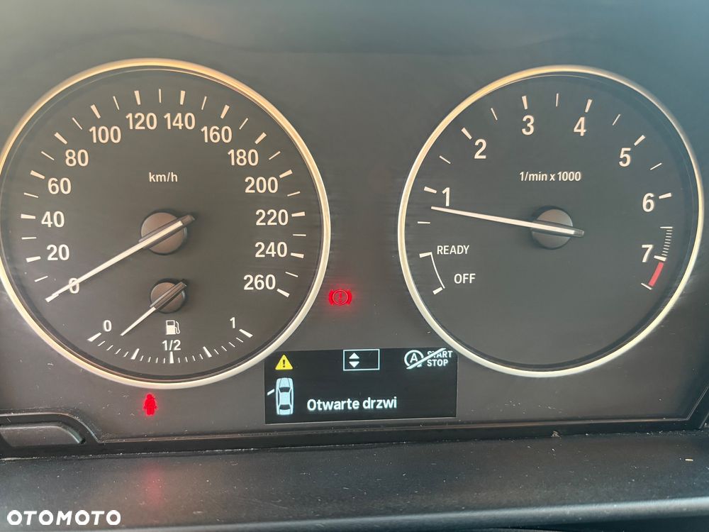 BMW Seria 1 118i - 20
