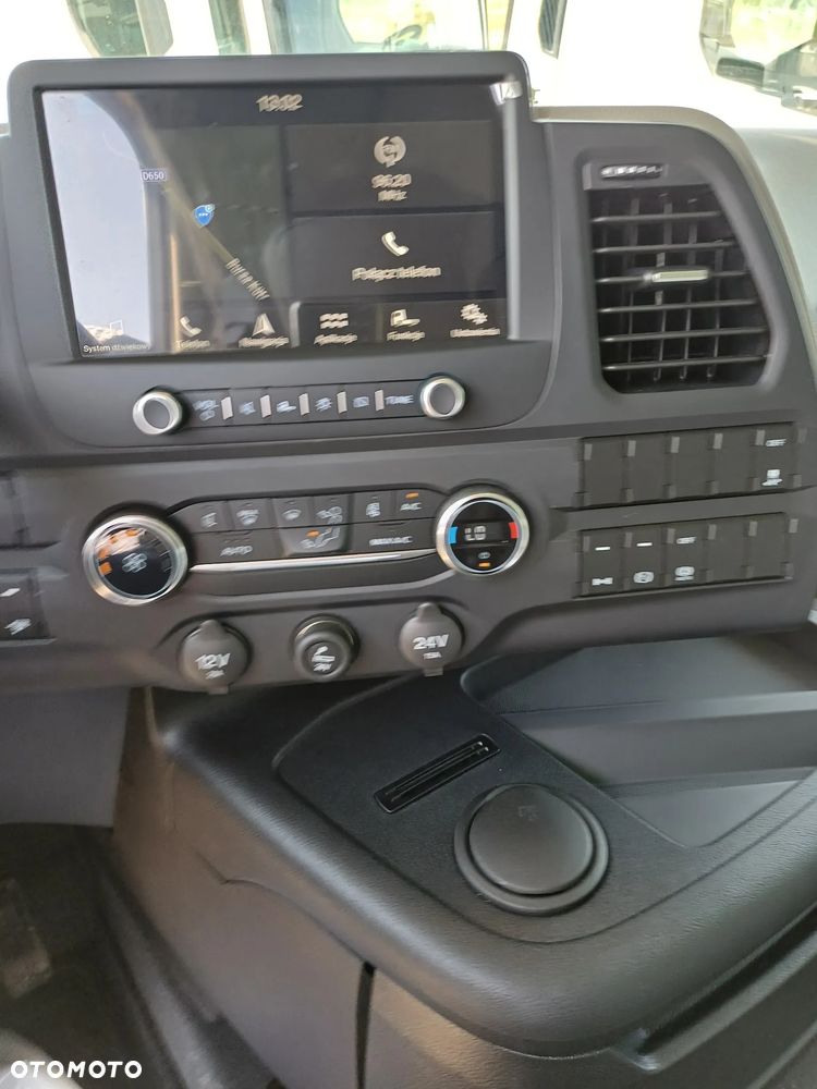 Ford F-MAX - 30