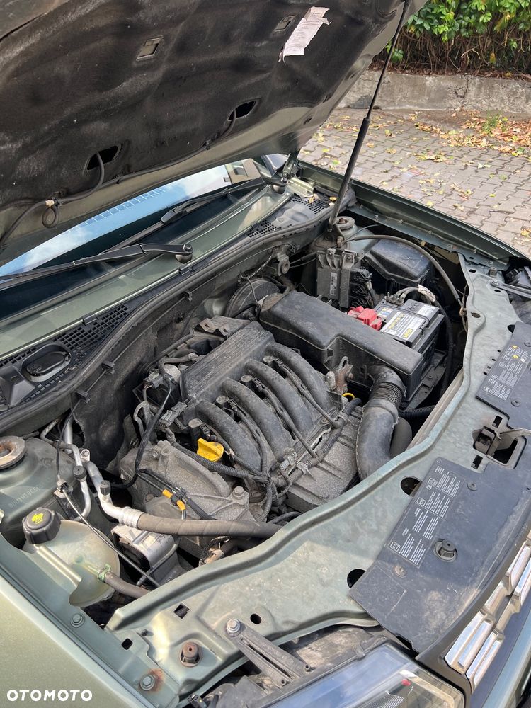 Dacia Duster 1.6 Laureate - 24