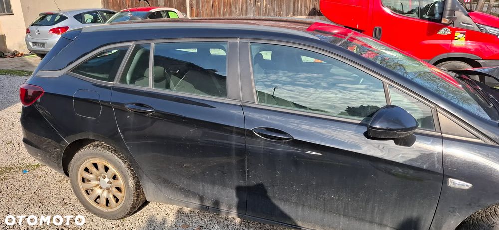 Opel Astra - 2