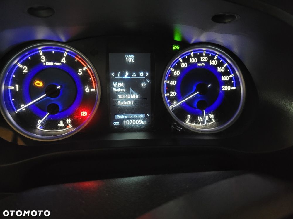 Toyota Hilux - 6