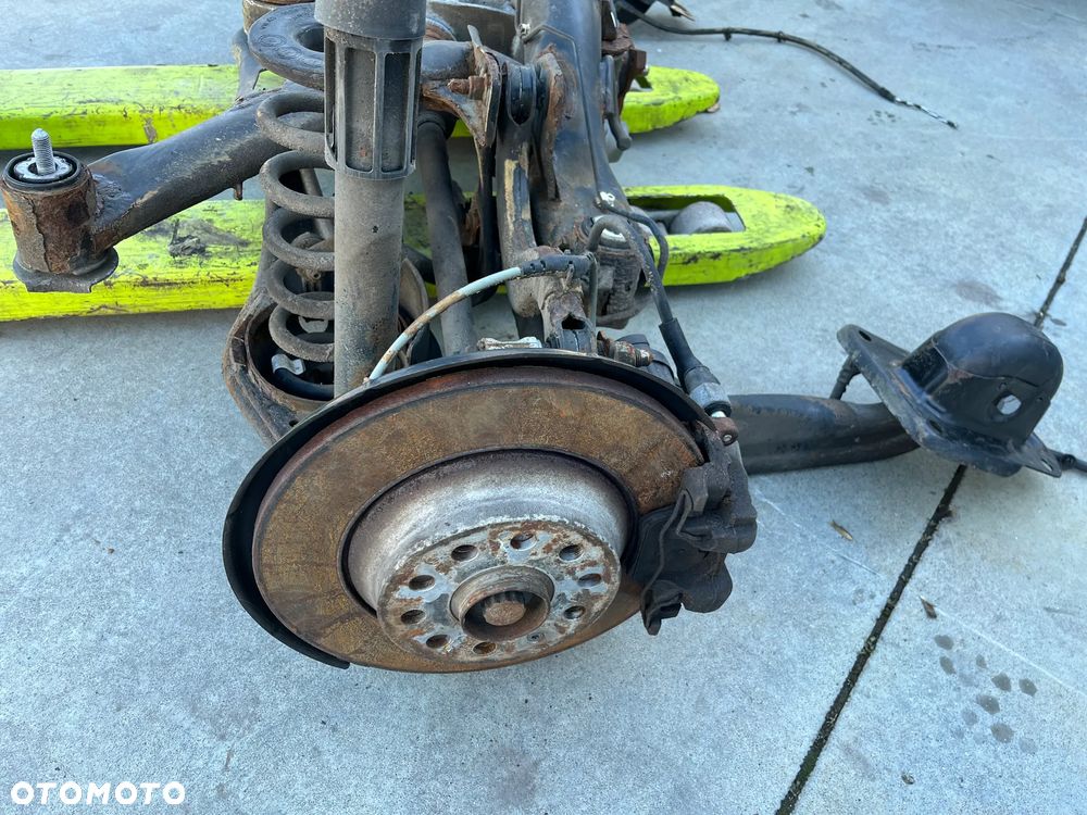 VW TIGUAN II 4X4 ZAWIESZENIE TYŁ KOMPLETNE - 12