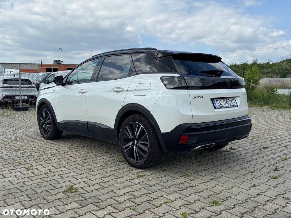 Peugeot 3008 1.6 PureTech HYbrid4 GT Line S&S EAT8 - 4