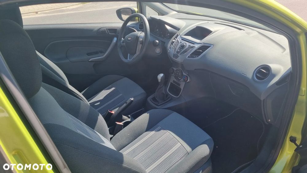 Ford Fiesta - 9