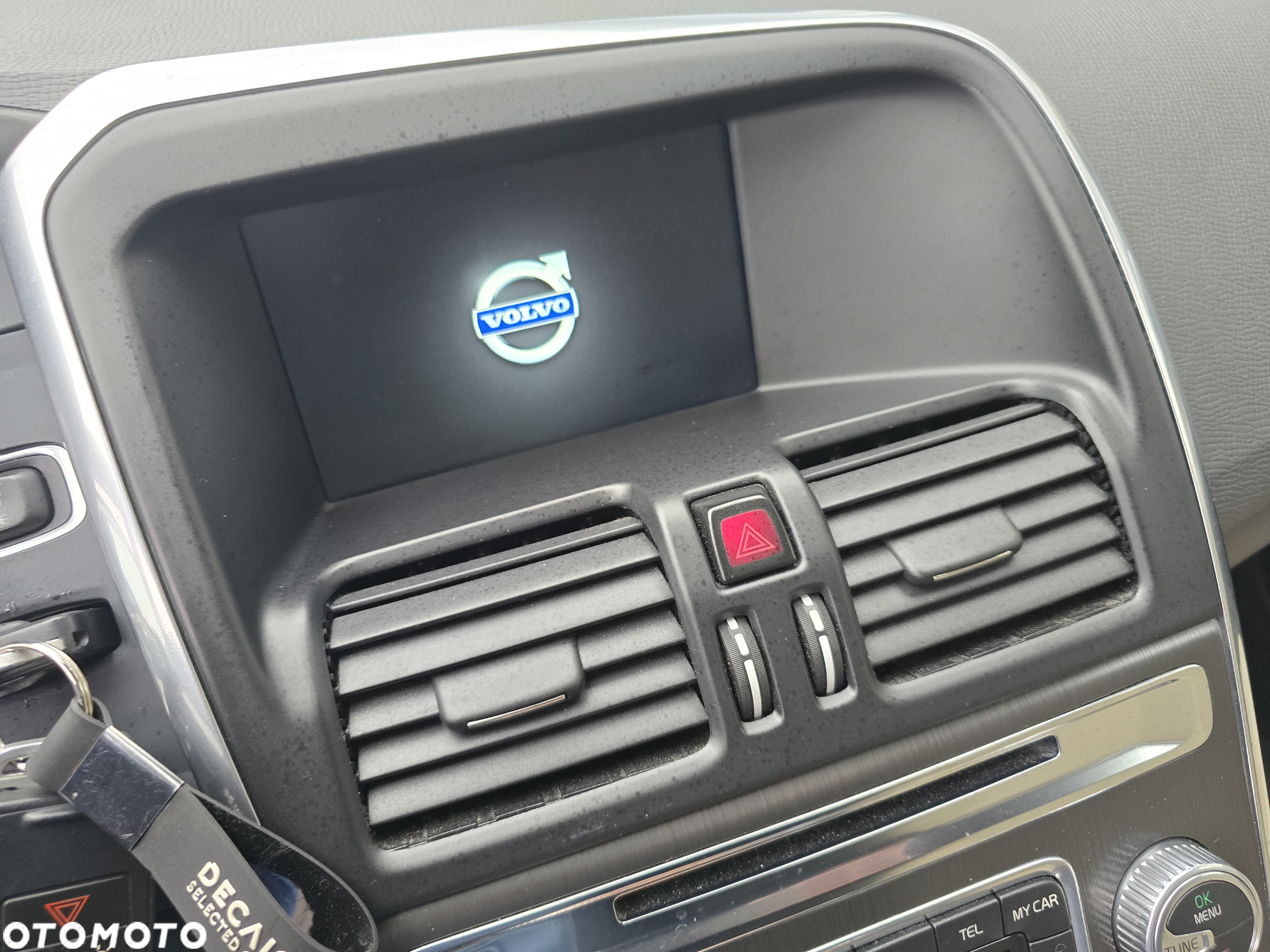 Volvo XC 60 D3 Geartronic Momentum - 29