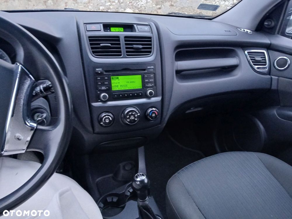 Kia Sportage 2.0 Tour 2WD - 4