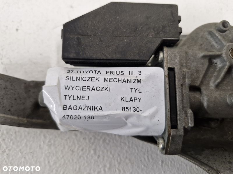 TOYOTA PRIUS III 3 SILNICZEK MECHANIZM WYCIERACZKI TYŁ TYLNEJ BAGAŻNIKA - 4