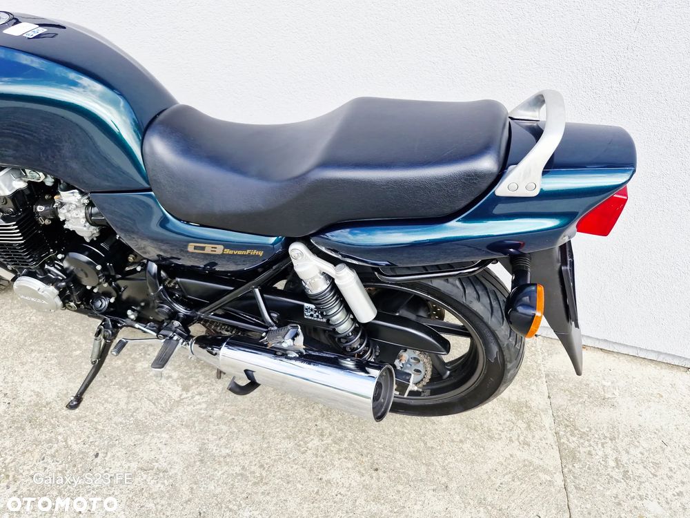 Honda CB - 16