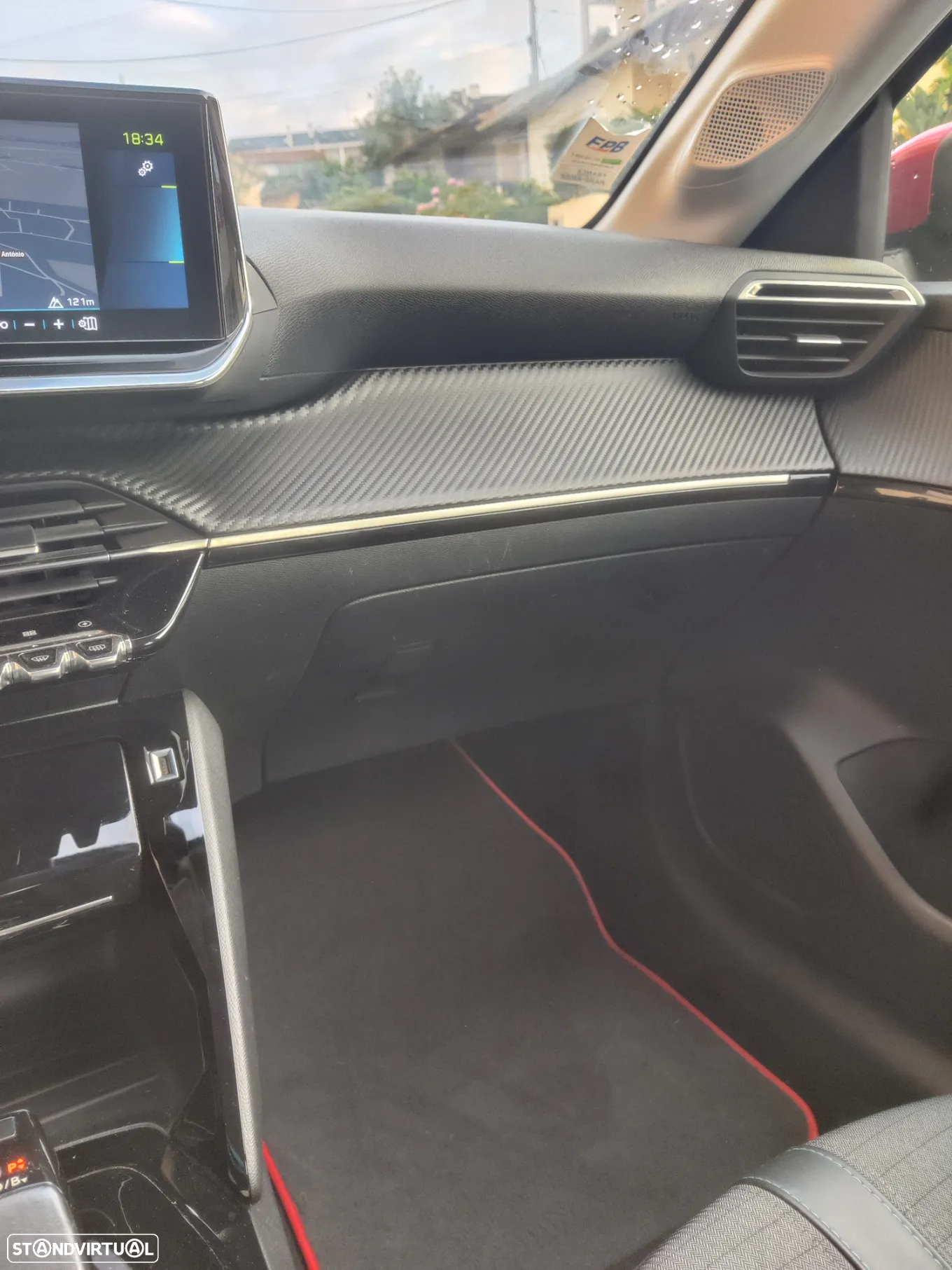 Peugeot e-208 50 kWh Allure - 37