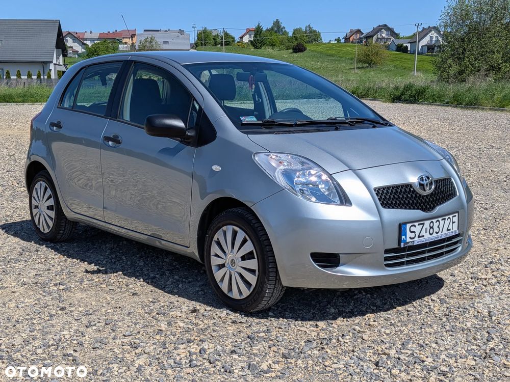 Toyota Yaris 1.0 Luna A/C - 9