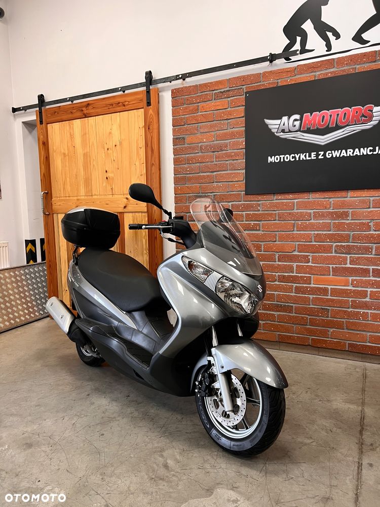 Suzuki Burgman - 7