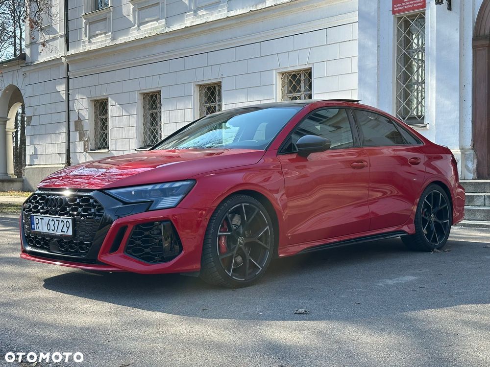 Audi RS3 Limousine - 2