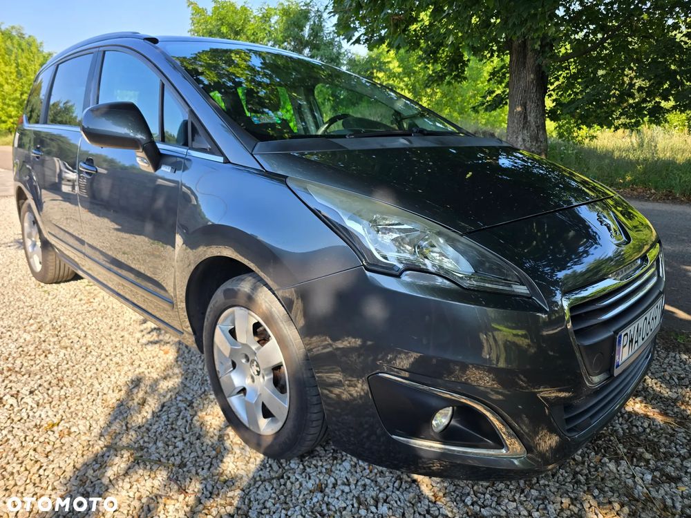 Peugeot 5008 1.6 HDi Style 7os - 9
