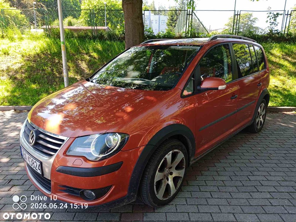 Volkswagen Touran 2.0 TDI DPF Cross DSG - 13