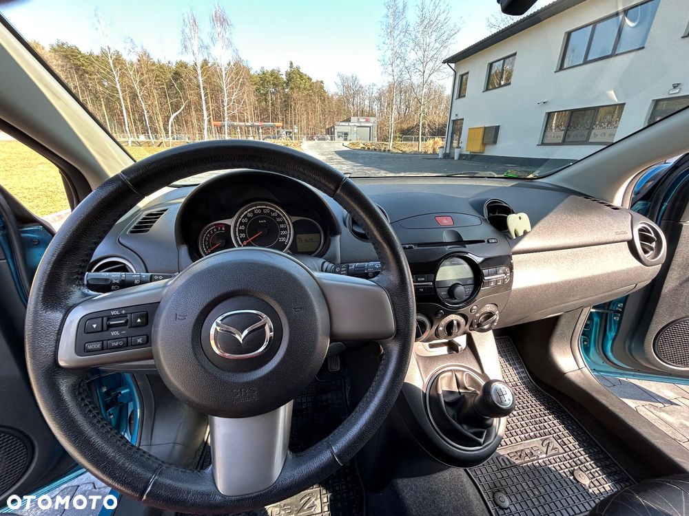 Mazda 2 1.3 Trend & Fun - 15