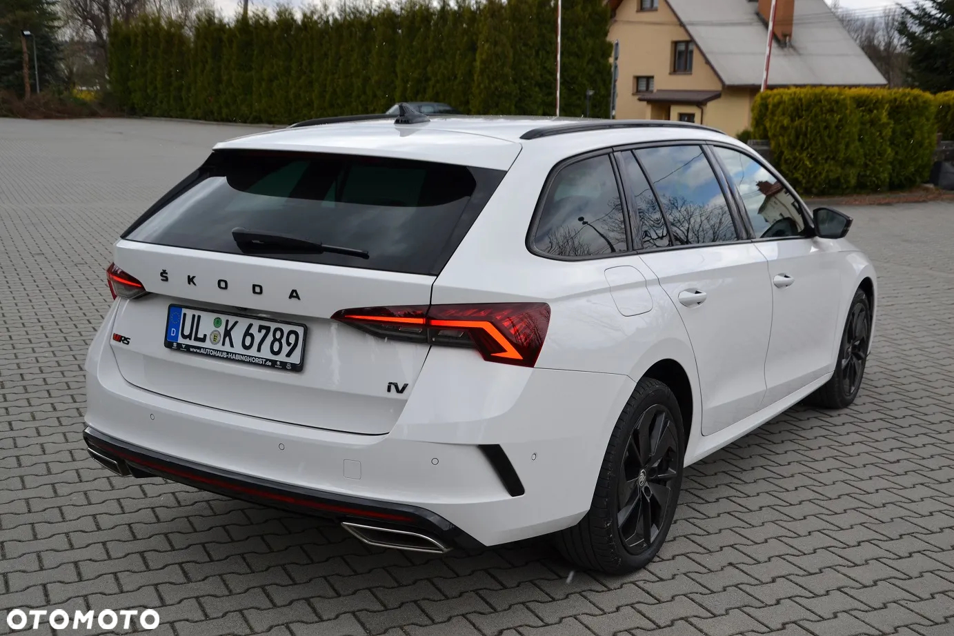Skoda Octavia Combi 1.4 TSI iV DSG RS Plus - 10