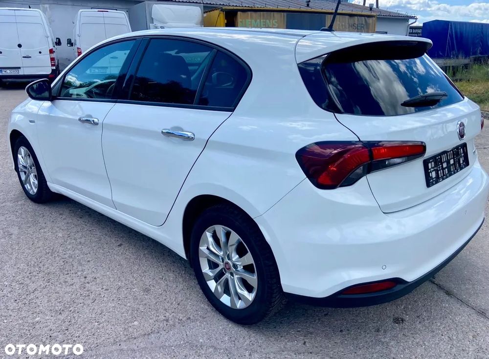 Fiat Tipo 1.3 MultiJet 16v Sport - 4