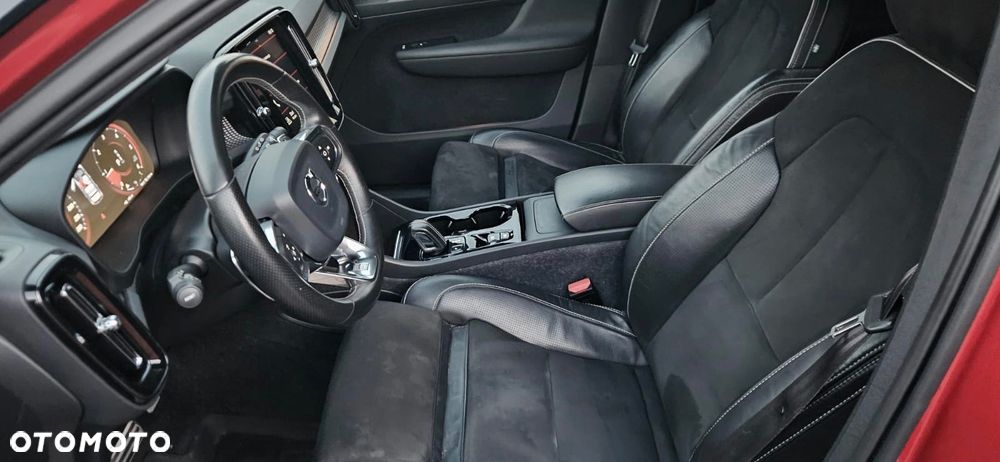 Volvo XC 40 D4 AWD Geartronic R-Design - 10