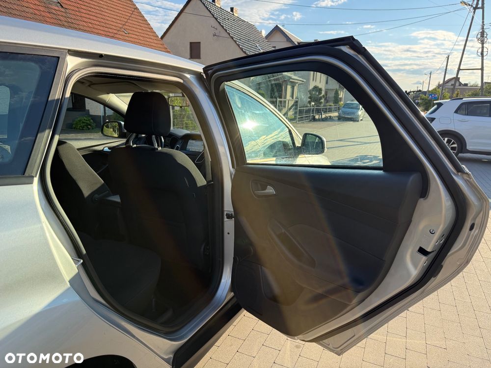 Ford Focus 1.5 TDCi DPF Start-Stopp-System Business - 12